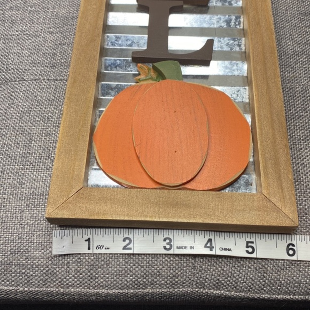 Fall‎ Decor/Wall Hanging Frame - Picture 4 of 4